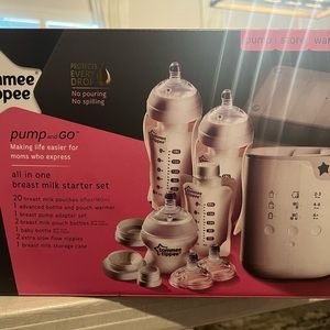 Tommee Tippee Pump & Go Complete Breast Milk Feeding Starter Set